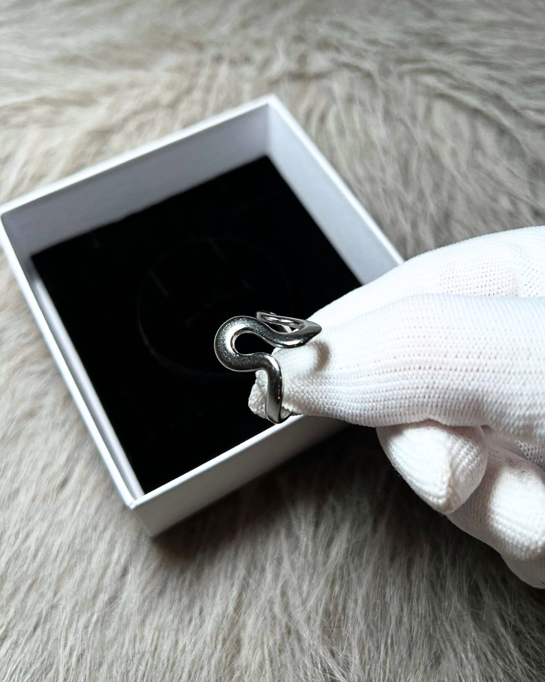 Anello Maeve